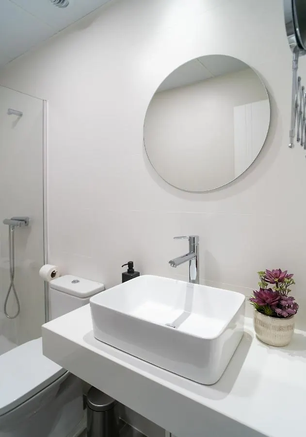 Aac Malaga - Apartamento Muy Comodo Y Bien Comunicado, A 1,3Km Del Centro Apartman